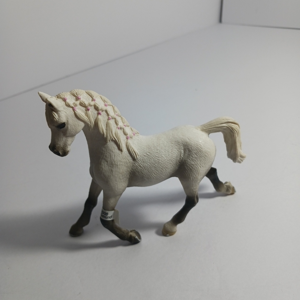 Schleich White Arabian Mare Horse Animal Figure 2013